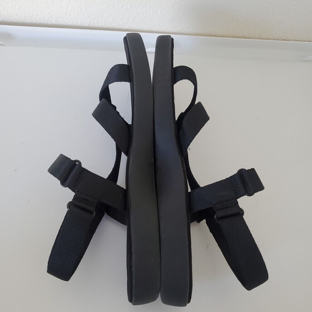 Everlane Women's The ReNew Sport Sandals Black Size 10 100% Recycled Material - Picture 8 of 12